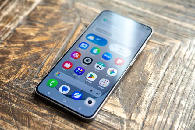 Samsung avalikustas uue rahvatelefoni Galaxy S26 FE